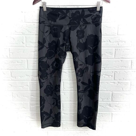 Lululemon Wunder Under Crop II *Full-On Luxtreme Flat Inky Floral Size 6 - Picture 1 of 5